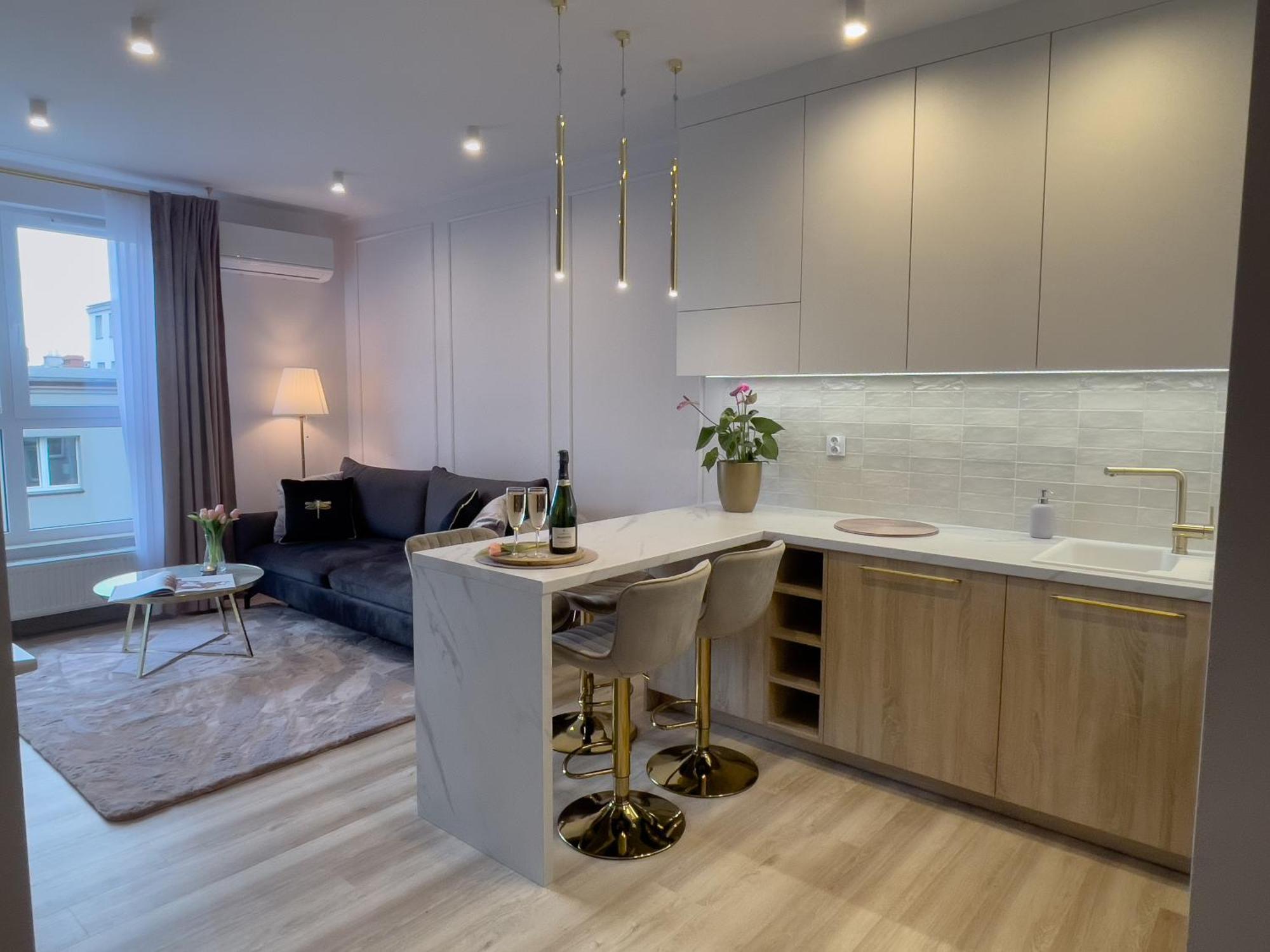 Urban Apartments Luxury Opolska 10 No 29, Free Garage, Self Check-In カトヴィツェ エクステリア 写真